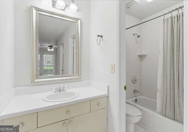 image of 1011 Smt N Dr NE, Atlanta, GA 30324