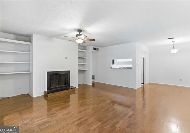 image of 1011 Summit North Dr Ne #1011, Atlanta, GA 30324 | MLS# 10769557