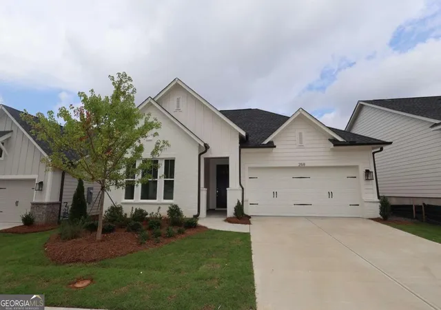 Photo 1 of Sale Pending at 259 Strawberry Ln, Woodstock, GA 30189 | MLS# 10786801 | Listing updated on 2026-09-17