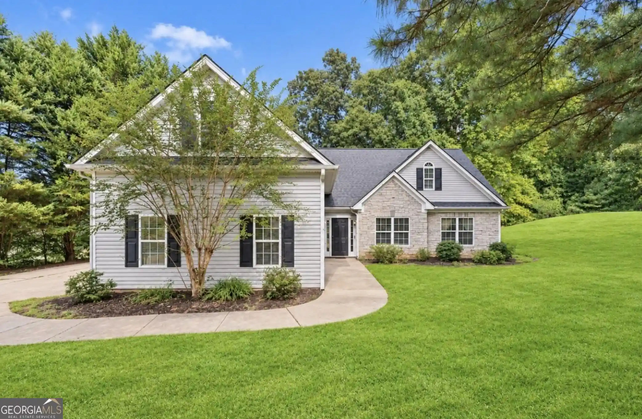 Photo 1 of Single family home for sale at 125 Liberty Dr, Jefferson, GA 30549 | MLS# 10846738 | Listing updated on 2026-10-17
