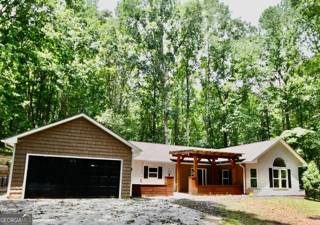 Homes for sale in Lavonia, GA | 257 Lake Pl Dr, Lavonia, GA 30553 | MLS# 10804648