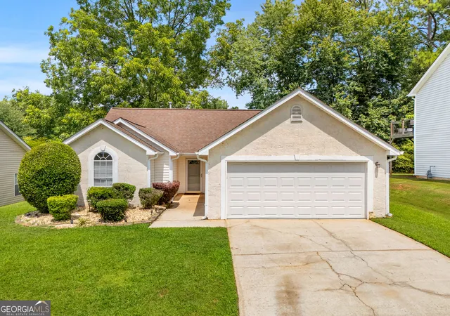 1st image of 1909 Portwest Wy, Hampton, GA 30228 | MLS# 10829052