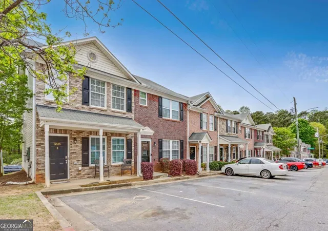 Photo 2 of Condo for sale at 3616 Ginnis Rd Sw #1, Atlanta, GA 30331 | MLS# 10793571 | Listing updated on 2026-07-10