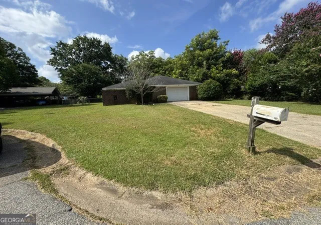 Photo 1 of Sale Pending at 102 Modred Ct, Warner Robins, GA 31093 | MLS# 10810067 | Listing updated on 2026-07-28