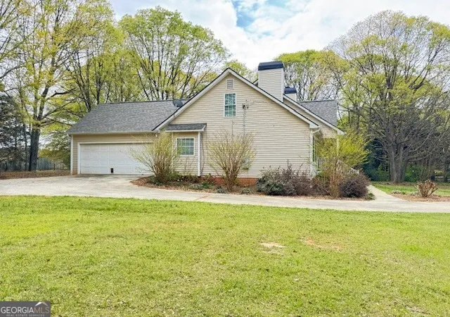 Homes for sale in Social Circle, GA | 25 Browning Shoals Rd, Social Circle, GA 30025 | MLS# 10711348