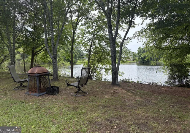 Photo 3 of Sale Pending at 2955 Haden Cvs Sw, Marietta, GA 30064 | MLS# 10782581 | Listing updated on 2026-09-14
