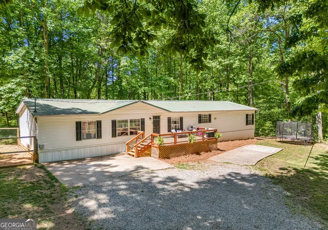Homes for sale in Maysville, GA | 553 Pleasant Acres Dr, Maysville, GA 30558 | MLS# 10738480
