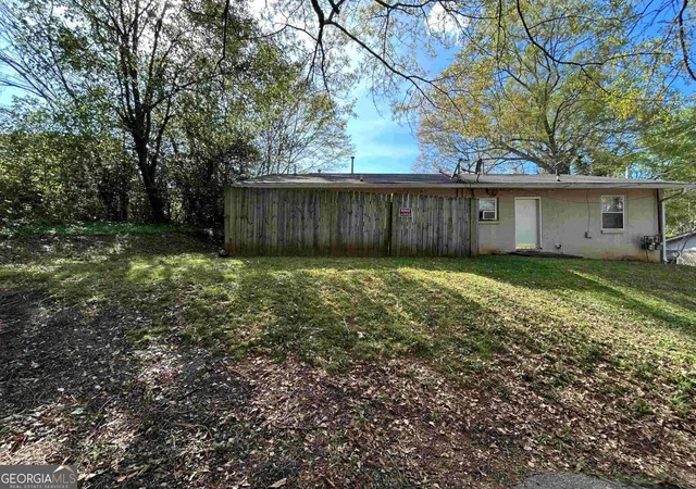2nd image of 7 Richard Allen Dr, Newnan, GA 30263 | MLS# 10827836