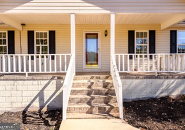 3rd image of 173 Deer Creek Farm Rd, Hartwell, GA 30643 | MLS# 10539291