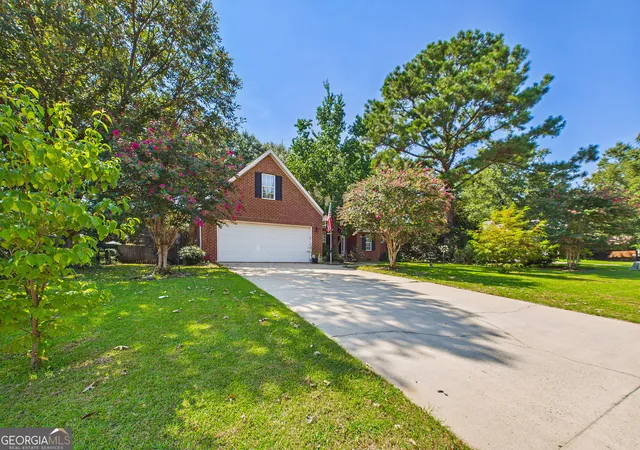 Photo 3 of Single family home for sale at 109 Quinelle Dr, Perry, GA 31069 | MLS# 10737061 | Listing updated on 2026-09-18