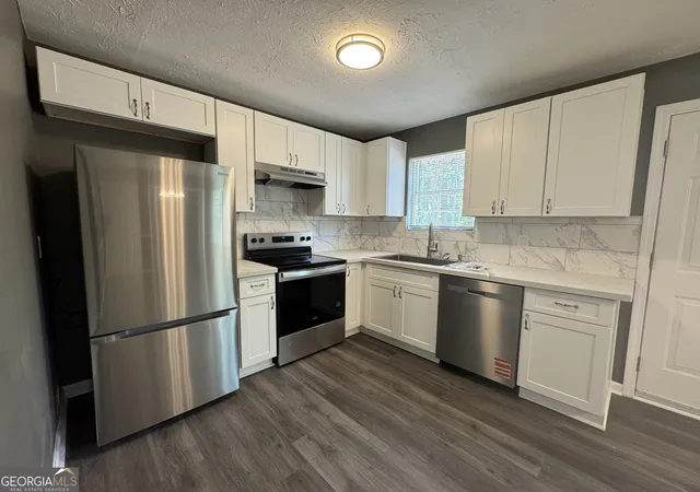 Photo 3 of Single family home for sale at 330 Crestfield Cir, Covington, GA 30016 | MLS# 10788813 | Listing updated on 2026-07-18