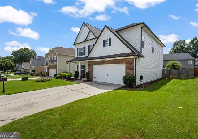 Photo 2 of Single family home for sale at 40 Poplar Farms Dr, Hiram, GA 30141 | MLS# 10834968 | Listing updated on 2026-09-20