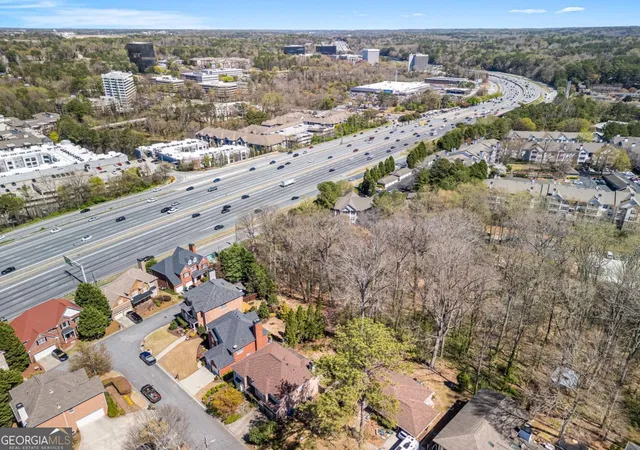 3rd image of 1734 Summit Glen, Atlanta, GA 30329 | MLS# 10623295