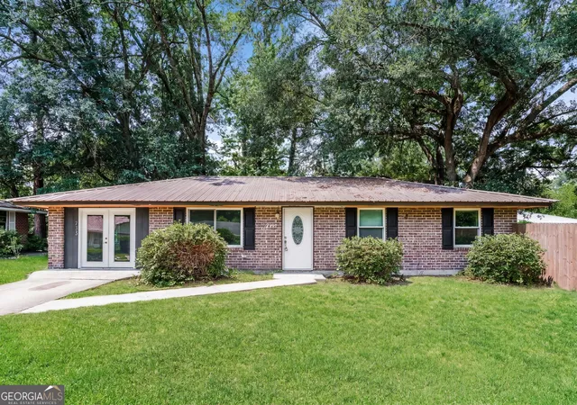 1st image of 733 Sutton St, Jesup, GA 31545 | MLS# 10791968