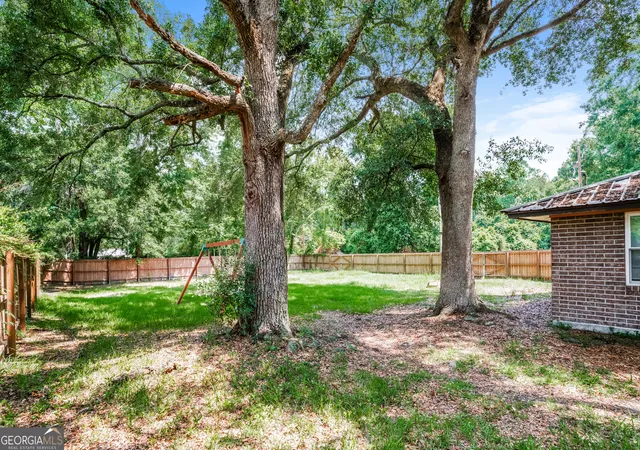 40th image of 733 Sutton St, Jesup, GA 31545 | MLS# 10791968