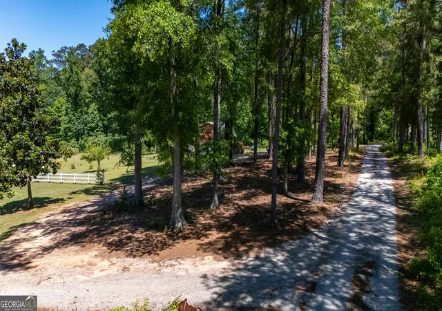 2nd image of 1268 Welcome Rd, Newnan, GA 30263 | MLS# 10766319