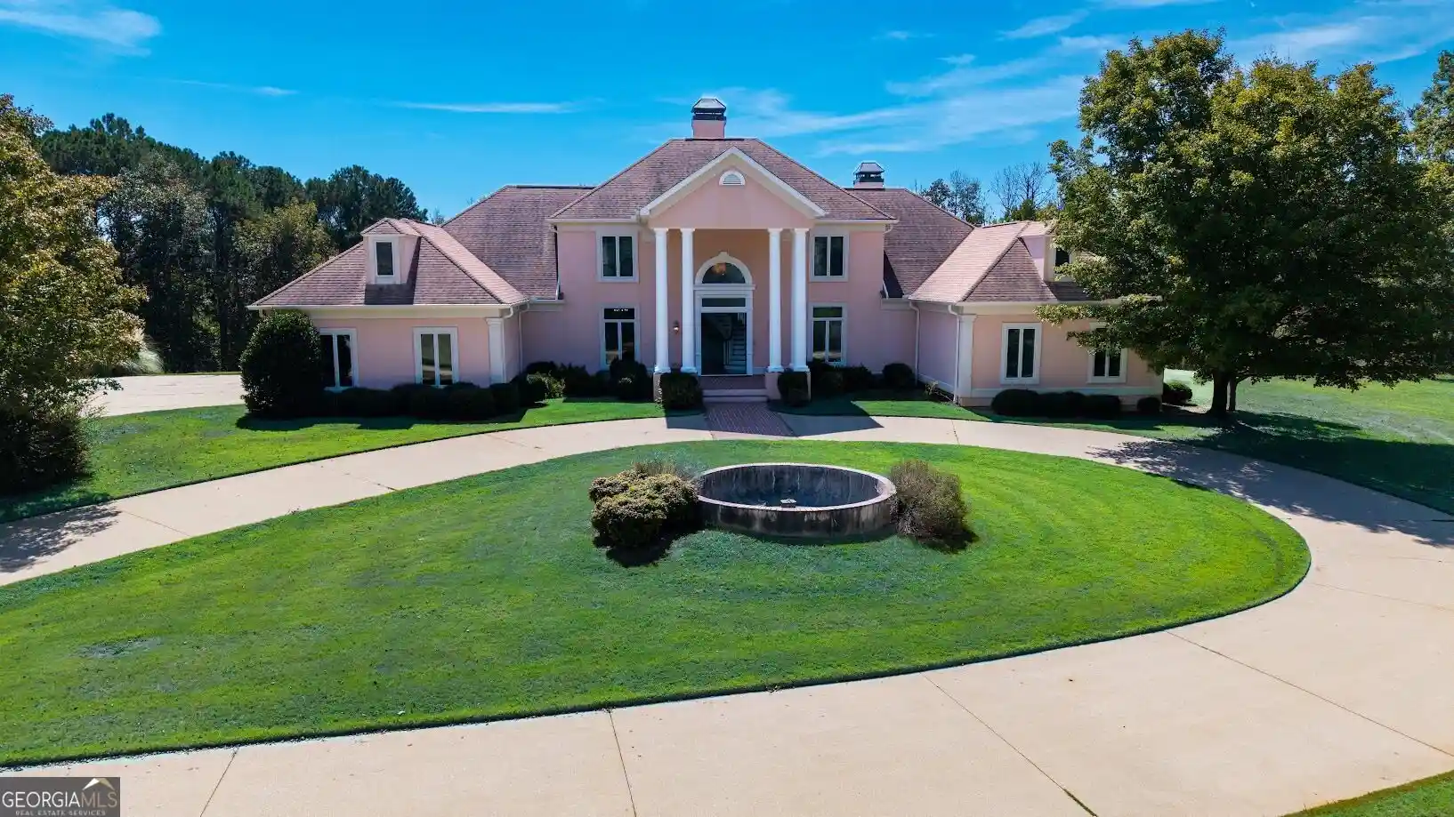 Photo 1 of Mansion for sale at 219 Lovic Davis Rd, Lagrange, GA 30240 | MLS# 10869964 | Listing updated on 2026-10-23