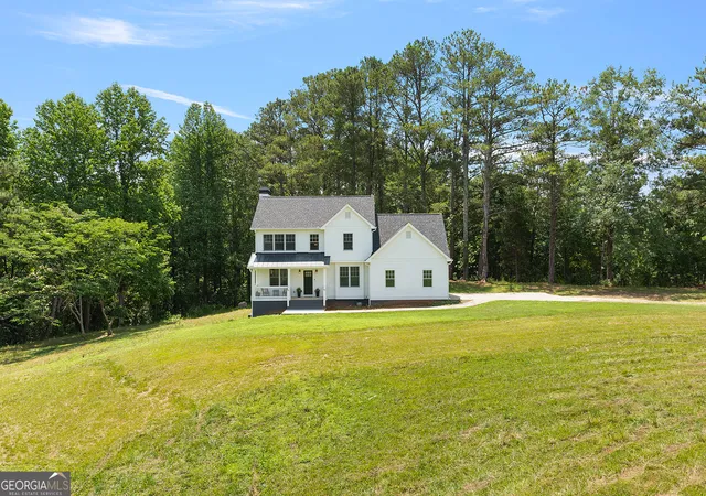Photo 3 of Sale Pending at 7600 Barnes Rd, Chattahoochee Hills, GA 30268 | MLS# 10814569 | Listing updated on 2026-08-31