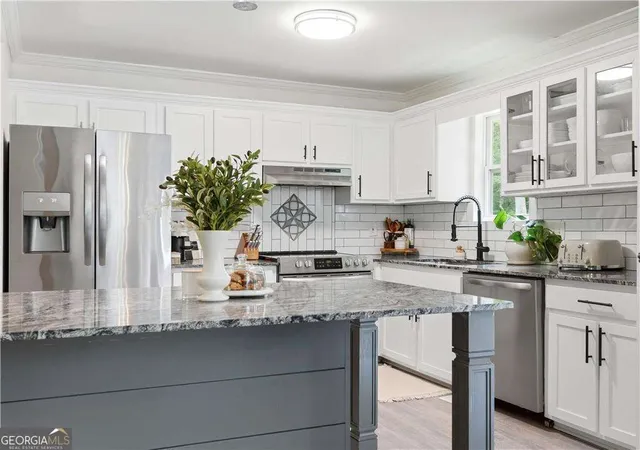 image of 205 Shallowford Rd Nw, Kennesaw, GA 30144 | MLS# 10807559