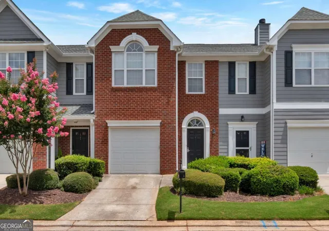 1st image of 6243 Shoreview Cir, Flowery Branch, GA 30542 | MLS# 10812090
