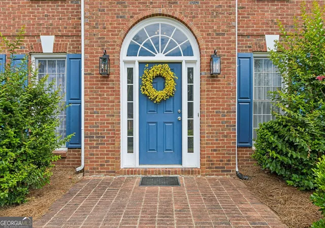 Photo 2 of Single family home for sale at 6844 Wynbrooke Cvs, Stone Mountain, GA 30087 | MLS# 10834389 | Listing updated on 2026-09-10