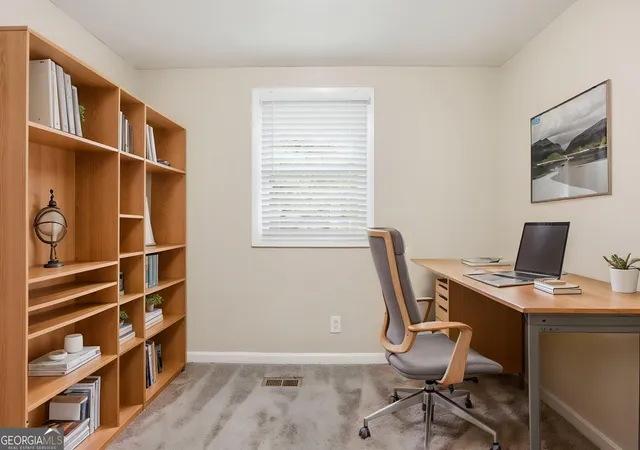 Photo 4 of Single family home for sale at 815 Bonneville Ter NW, Atlanta, GA 30331 | MLS# 10836480 | Listing updated on 2026-09-14