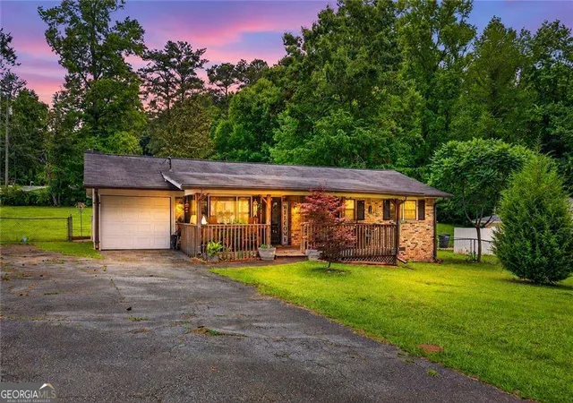 Photo 1 of Single family home for sale at 3092 Hicks Rd Sw, Marietta, GA 30060 | MLS# 10827823 | Listing updated on 2026-09-14