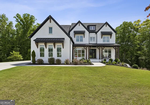 Photo 1 of Mansion for sale at 423 Oakleigh Ave, Woodstock, GA 30188 | MLS# 10788927 | Listing updated on 2026-08-27