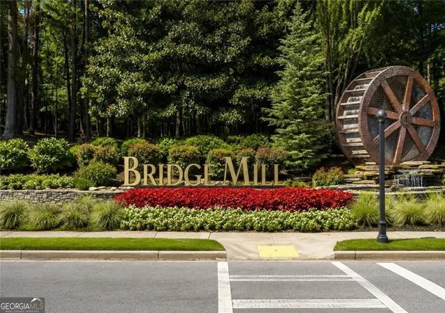 4th image of 860 Valley Dr, Canton, GA 30114 | MLS# 10829911