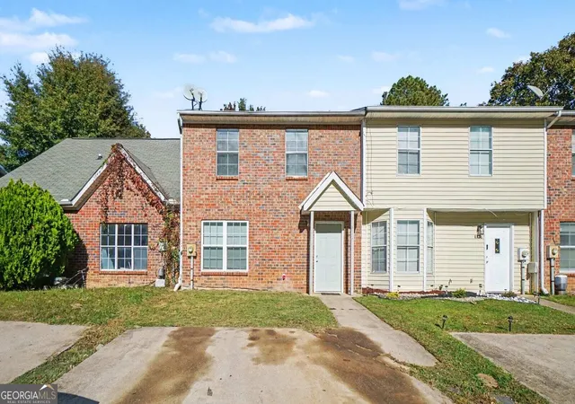 Photo 1 of Townhouse for sale at 8536 Westchester Dr, Douglasville, GA 30134 | MLS# 10878669 | Listing updated on 2026-10-28