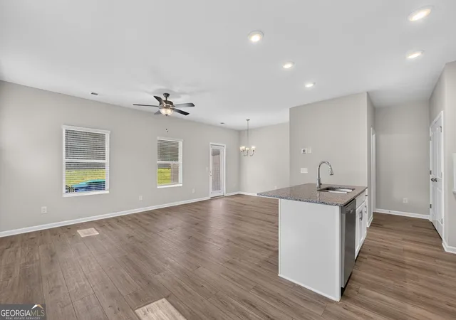 Photo 4 of Townhouse for sale at 6362 Sundowner Pl, Atlanta, GA 30331 | MLS# 10819979 | Listing updated on 2026-08-19