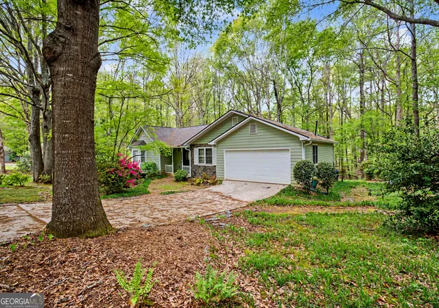 Photo 3 of Single family home for sale at 130 Watertown Wy, Fayetteville, GA 30215 | MLS# 10832311 | Listing updated on 2026-09-08