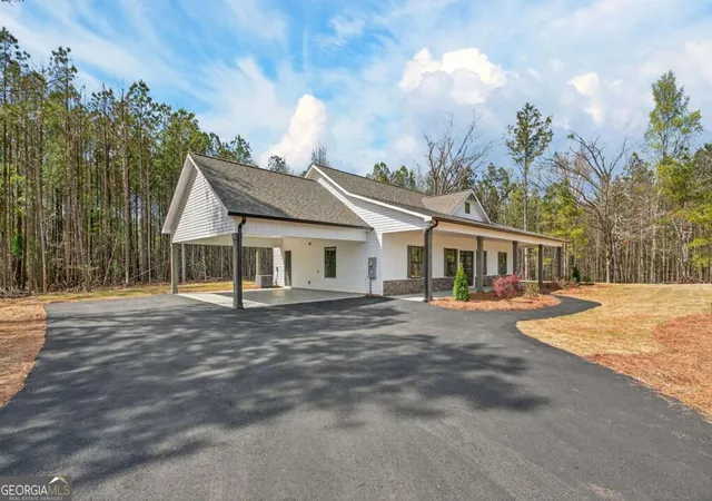 Homes for sale in Rockmart, GA | 3512 Vinson Mountain Rd, Rockmart, GA 30153 | MLS# 10803790