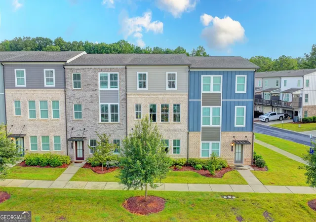 Photo 2 of Townhouse for sale at 505 Hardy Dr, Acworth, GA 30102 | MLS# 10824501 | Listing updated on 2026-09-09