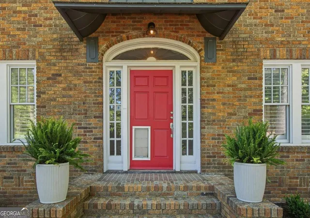 Photo 1 of Single family home for sale at 1417 Briarcliff Rd NE, Atlanta, GA 30306 | MLS# 10738613 | Listing updated on 2026-09-18