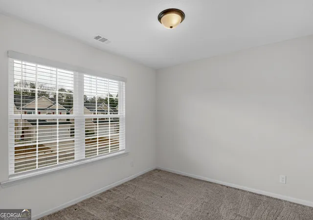 Photo 3 of Single family home for sale at 85 Brightleaf Cir, Hinesville, GA 31313 | MLS# 10658472 | Listing updated on 2026-09-29