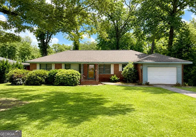 1st image of 230 Briarcliff Rd, Warner Robins, GA 31088 | MLS# 10800412