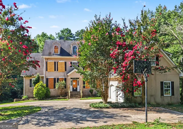 3rd image of 497 Neely Rd, Sharpsburg, GA 30277 | MLS# 10814147