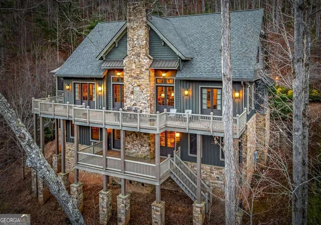 Photo 3 of Single family home for sale at 490 Red Wolf Run, Franklin, NC 28734 | MLS# 10820226 | Listing updated on 2026-09-05