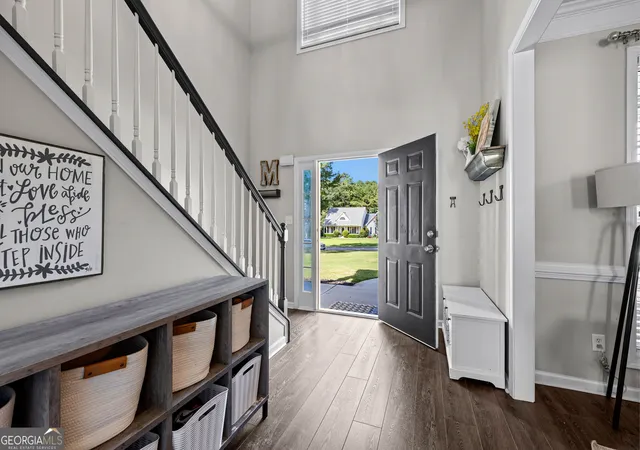 Photo 3 of Single family home for sale at 304 Ivy Vale Ct, Tyrone, GA 30290 | MLS# 10825963 | Listing updated on 2026-08-20