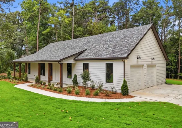 1st image of 647 S Mccollum Dr, Canton, GA 30114 | MLS# 10816075