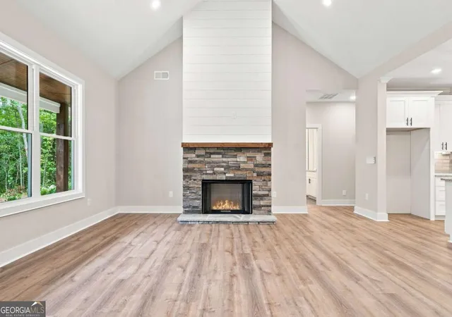 4th image of 647 S Mccollum Dr, Canton, GA 30114 | MLS# 10816075