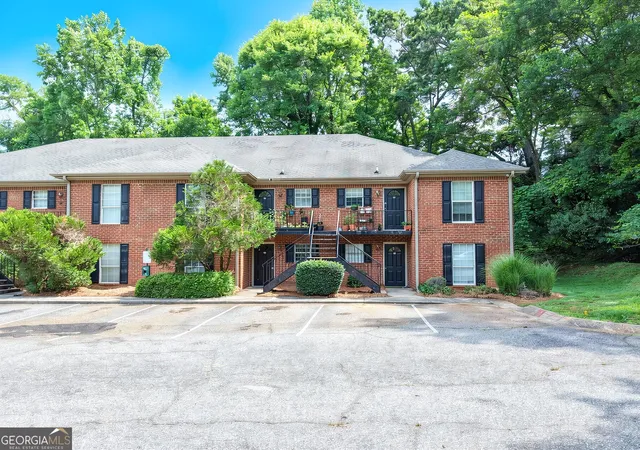 Condominium at 1055 Baxter St #306, Athens, GA 30606 | MLS# 10779325 | | Sold on 2026-07-20