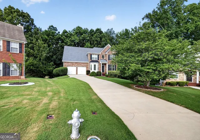 Photo 4 of Single family home for sale at 841 Colwell Ln, Mcdonough, GA 30253 | MLS# 10802982 | Listing updated on 2026-09-14