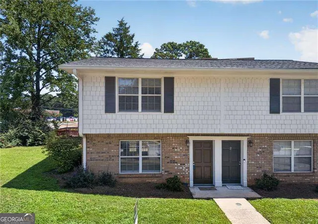 1st image of 1 Villa Ct Se, Smyrna, GA 30080 | MLS# 10829940