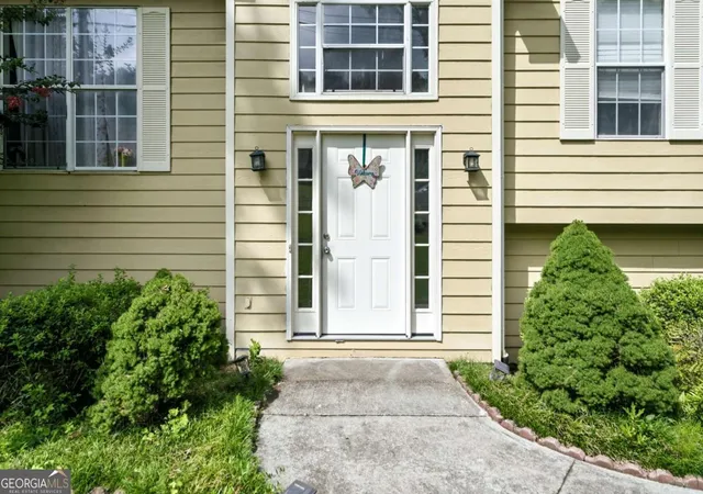 3rd image of 3941 Memorial Pkwy Nw, Kennesaw, GA 30152 | MLS# 10824546