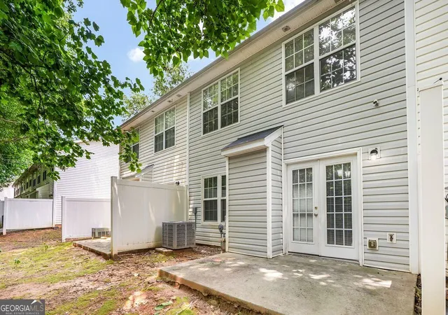 2nd image of 6947 Gallant Cir SE, Mableton, GA 30126