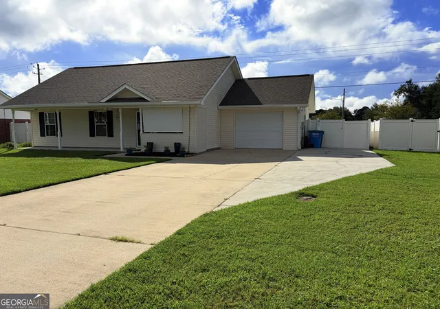 Photo 1 of Single family home for sale at 111 Reese Wy, Rincon, GA 31326 | MLS# 10818981 | Listing updated on 2026-08-31