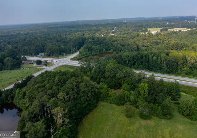 Photo 4 of Single family home for sale at 965 Angham Rd, Hiram, GA 30141 | MLS# 10232085 | Listing updated on 2026-09-01