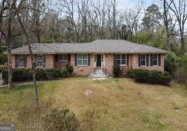 Homes for sale in Macon, GA | 858 Fair Oaks Dr, Macon, GA 31204 | MLS# 10707448